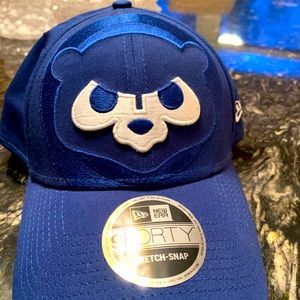 New Era NWT Chicago Cubs Snapback Cap